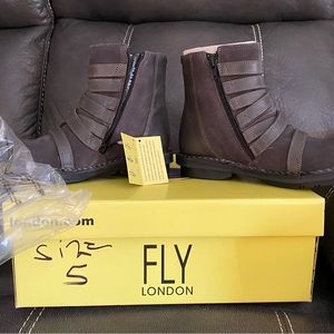 Fly of London Gray Ankle Boots-Diesel Style Sz 5 NWT 😊
